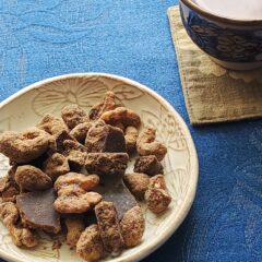 お土産にもぴったり！黒糖お菓子が人気の理由